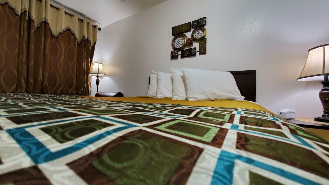 Motel West Bend Eksteriør bilde
