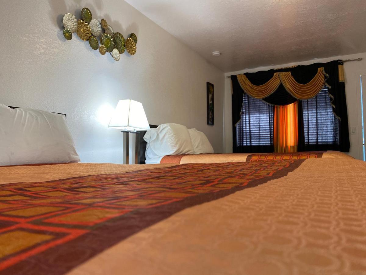 Motel West Bend Eksteriør bilde