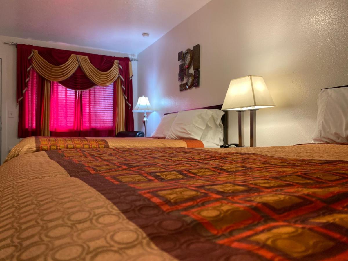 Motel West Bend Eksteriør bilde