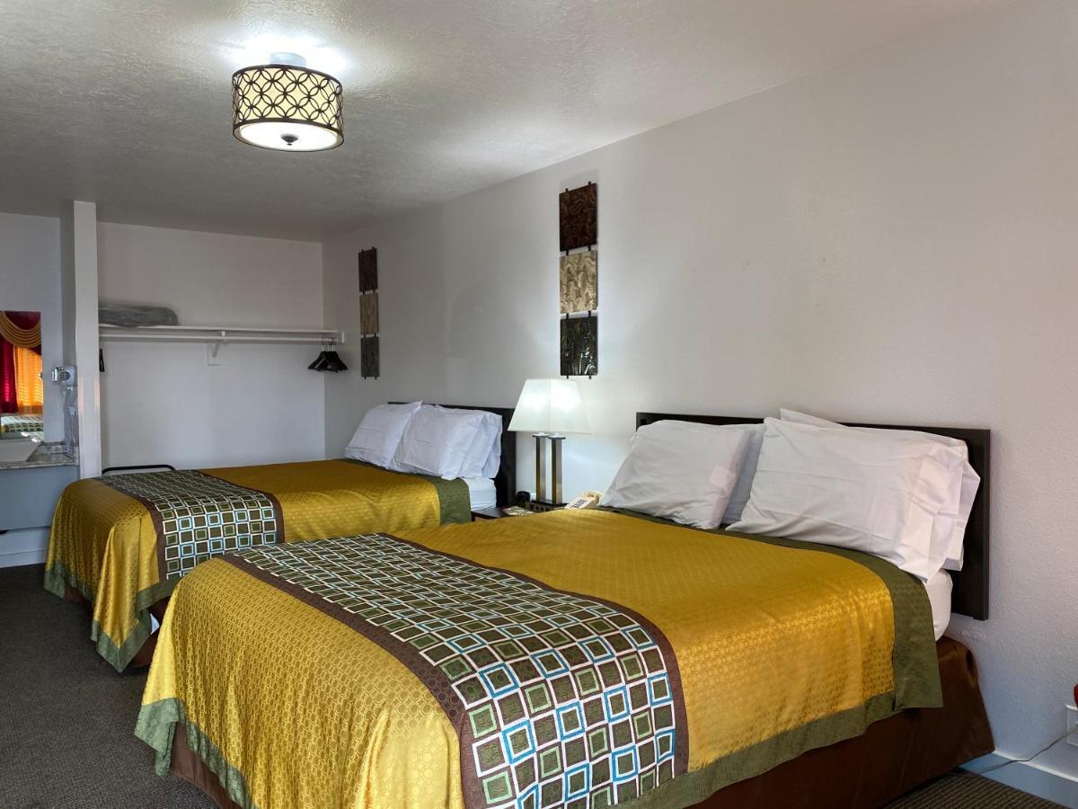 Motel West Bend Eksteriør bilde